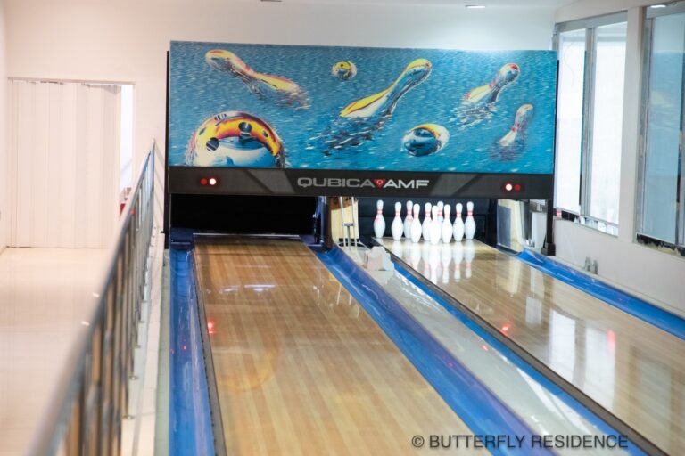 Bowling Alley 2